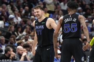 他以出色表 他以出色表