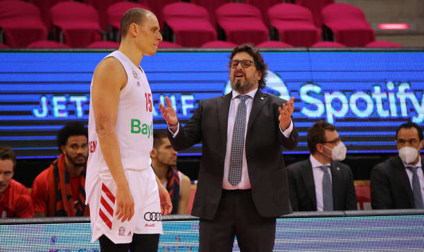 在东部决赛 在东部决赛