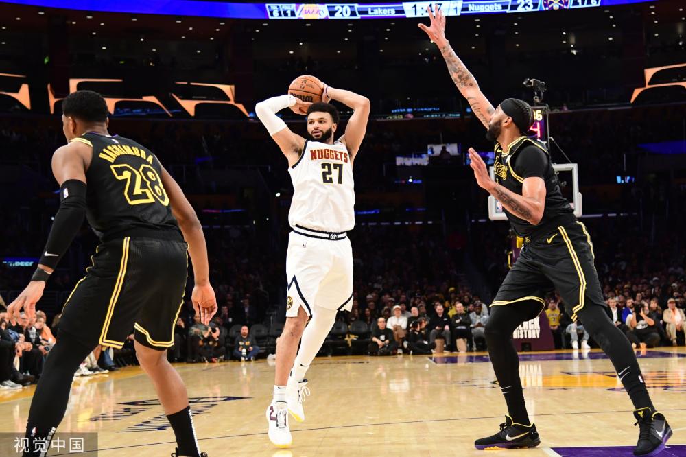 纳瓦斯以其 纳瓦斯以其